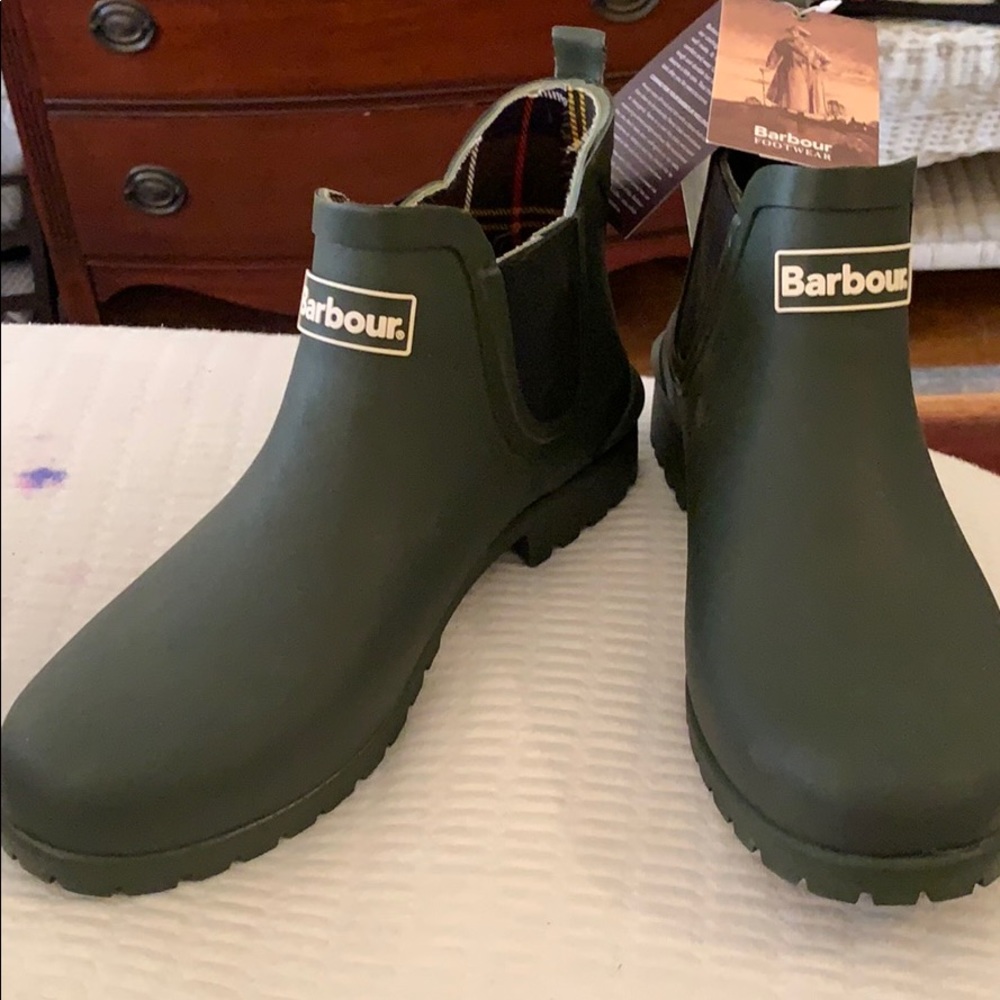 Barbour Olive Rainboots